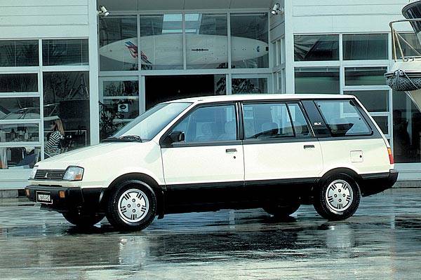 Mitsubishi Spase Wagon